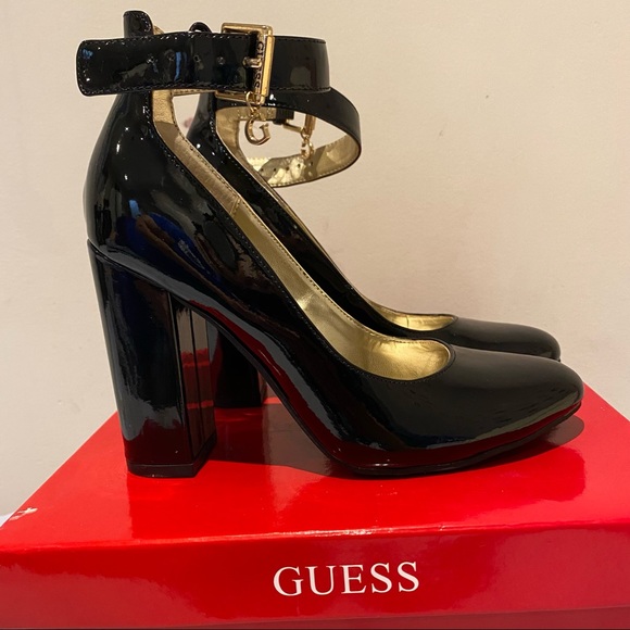 GUESS BLACK HEELS - Picture 1 of 6